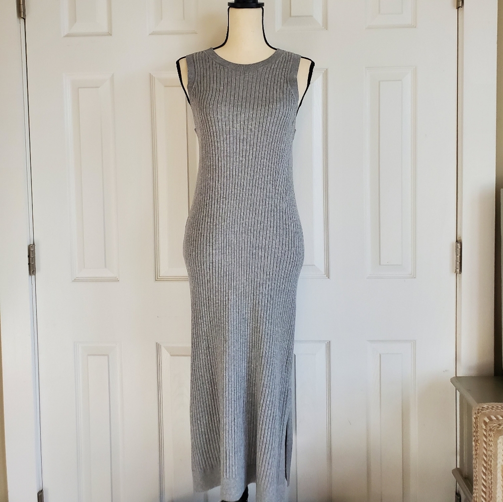 Banana Republic Womens Heather gray ribbed sleeveless knit Midi dressside splir